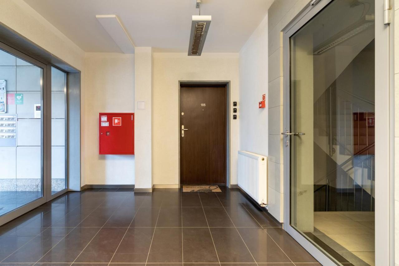 Premium Apartment Ludwinowska Krakow By Noclegi Renters Luaran gambar