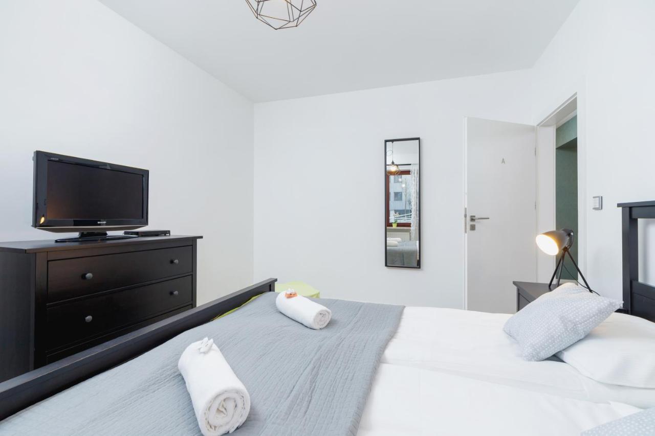 Premium Apartment Ludwinowska Krakow By Noclegi Renters Luaran gambar